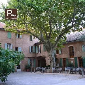 ** Hotel Saint Jean Francia