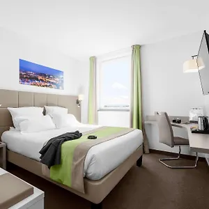 Hotel Kyriad Lyon Est Stadium Eurexpo